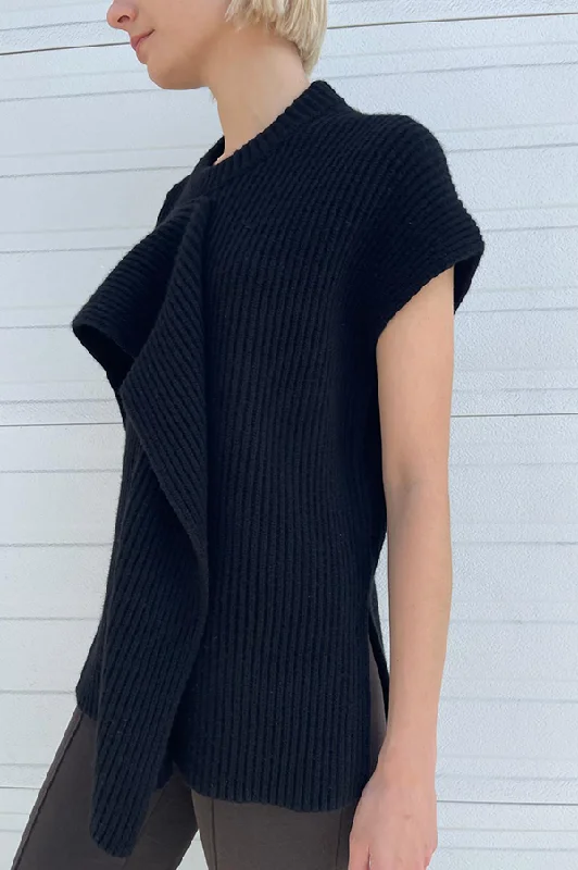 Kouri Sleeveless Knit Top in Black Compression