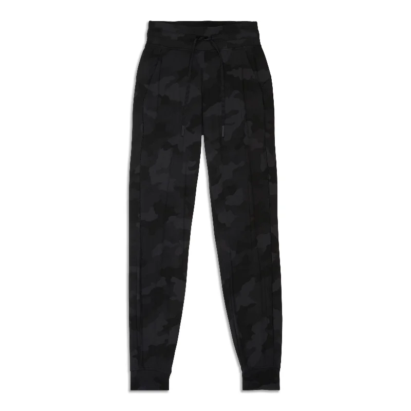 Ready To Classic-Fit High-Rise Jogger - Resale